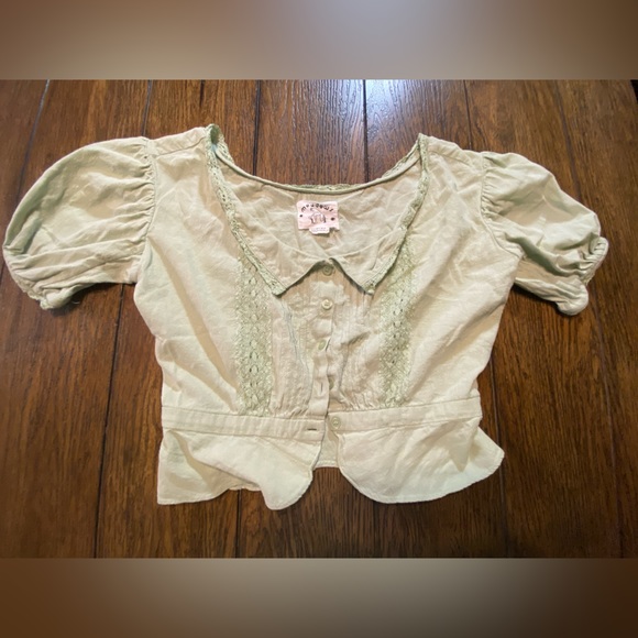 meadows Tops - Meadows Mallow Light Retro Green Crop Top Shirt Size 4 B18